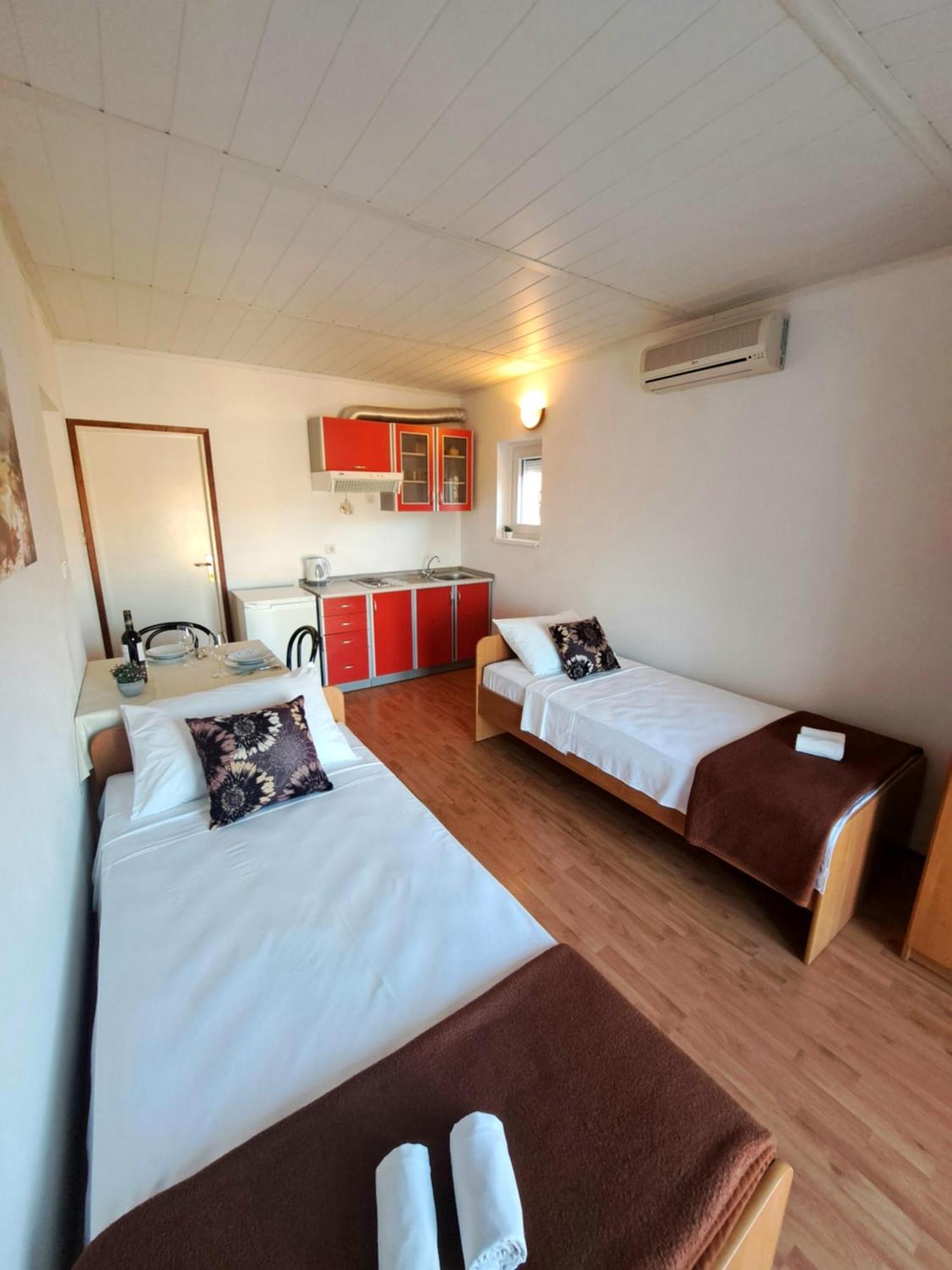 מסלניקה Apartments Maruna מראה חיצוני תמונה